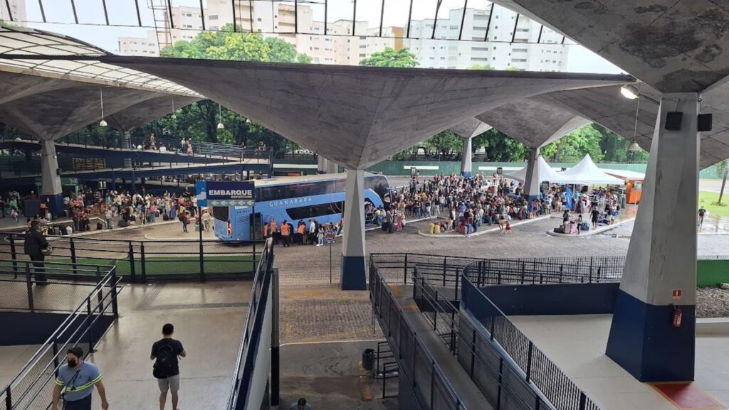 Empresas de ônibus vão ofertar 136 viagens extras para o 1º turno das eleições 2026 em Fortaleza